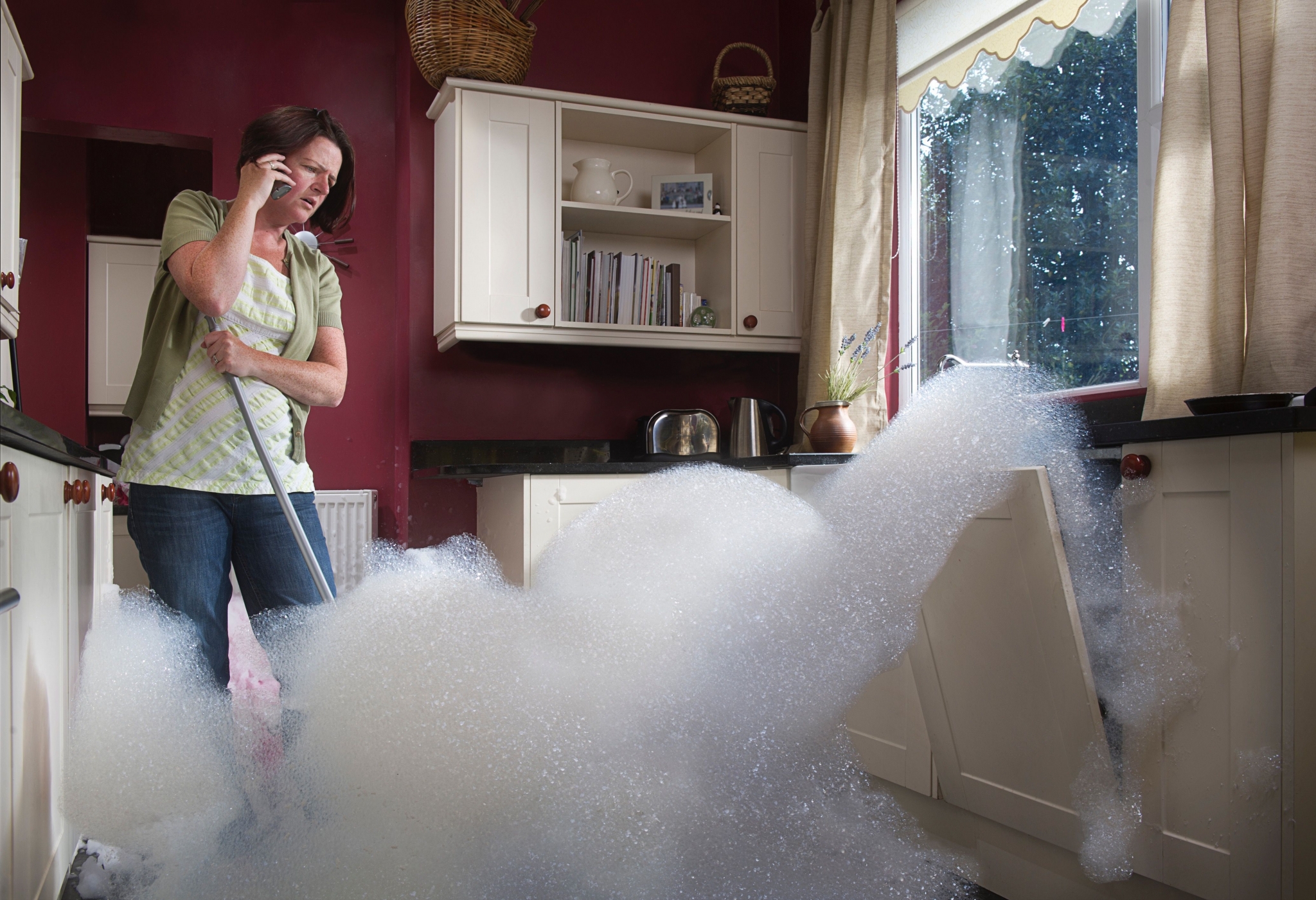 5-tips-and-tricks-for-diy-water-damage-cleanup